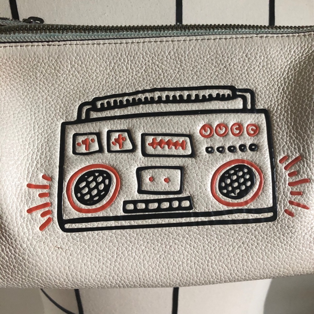 - Coach x Keith Haring